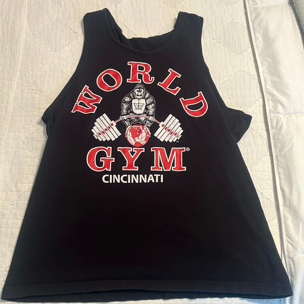 World Gym tank